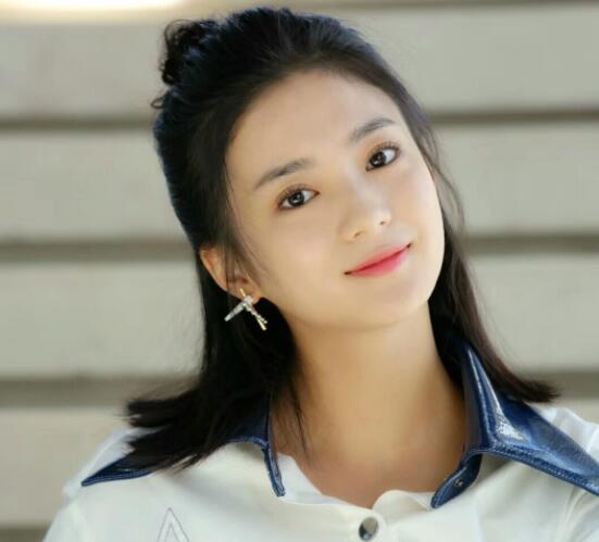 張雅欽是哪家公司的藝人?