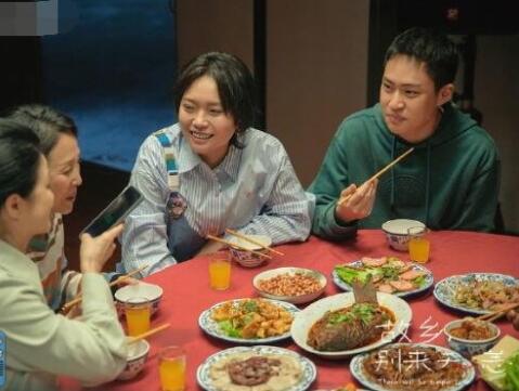 故鄉(xiāng)別來無恙李雪琴的官配cp是誰?