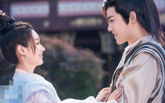 樂(lè)游原桃子官配是誰(shuí)?