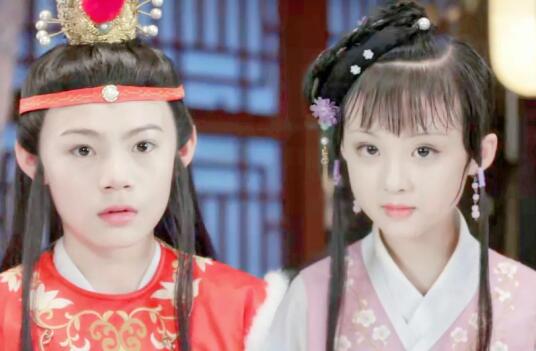 周漾玥和釋小松是青梅竹馬嗎?