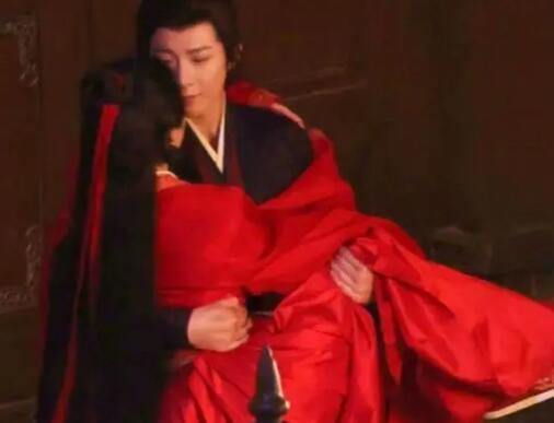 一念關(guān)山寧遠(yuǎn)舟搶親成功了嗎