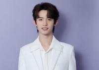 常華森經(jīng)紀公司是哪家?