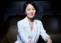 閆妮為什么會說河南話