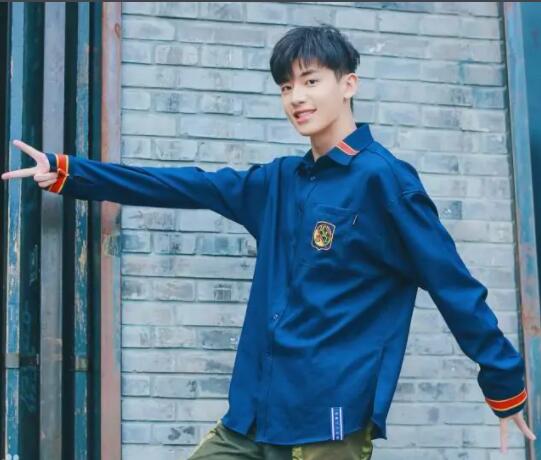 辛云來個人資料簡介照片及身高