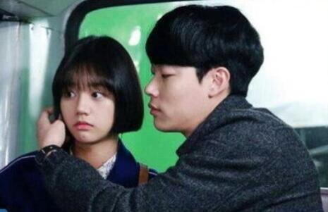 請(qǐng)回答1988狗煥和德善現(xiàn)實(shí)中在一起了么