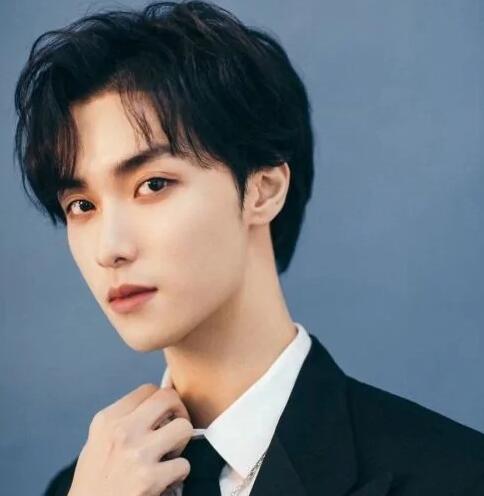 你比星光美麗邵一辰愛紀(jì)星嗎