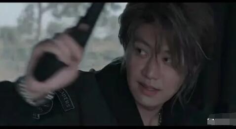 黑白密碼趙荀演的誰(shuí) 是反派嗎