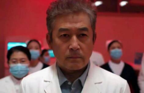 非凡醫(yī)者院長(zhǎng)和陳輝的關(guān)系是什么