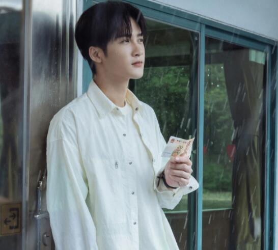 很想很想你莫青成扮演者檀健次個(gè)人資料介紹