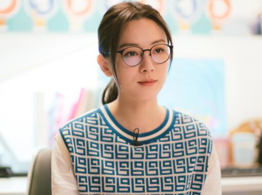 新聞女王劉艷是誰演的