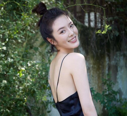 劉海藍(lán)個(gè)人資料簡(jiǎn)介照片及身高