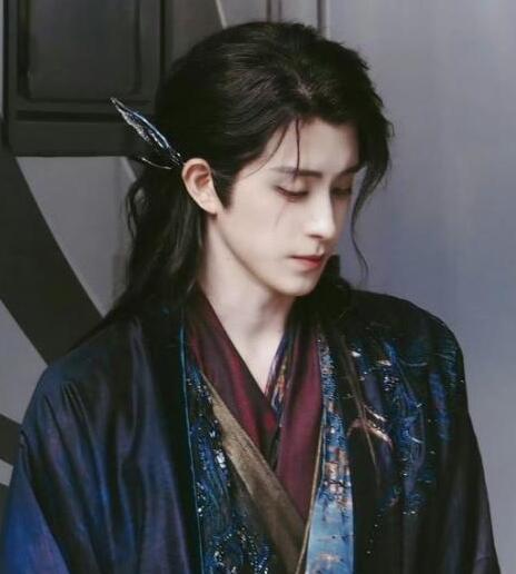 敖瑞鵬白月梵星裝照造型 敖瑞鵬個人資料簡介