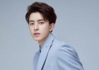 你比星光美麗秦立扮演者敖瑞鵬個(gè)人資料介紹