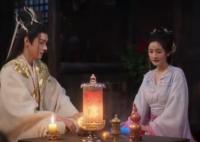 狐妖小紅娘月紅篇東方月初感情線是什么