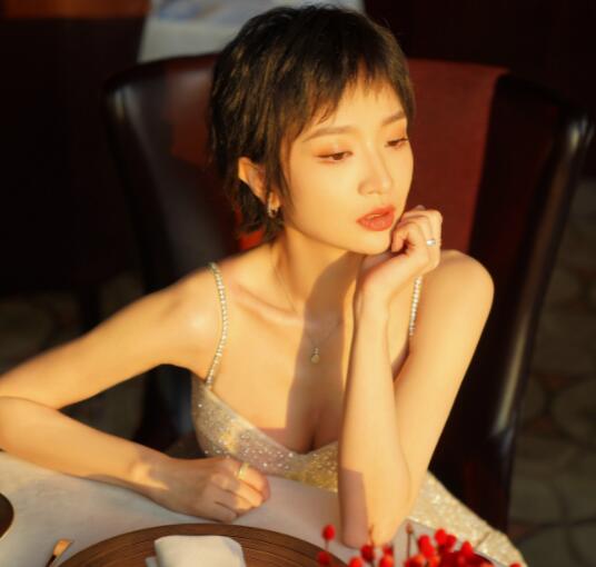 史策身高多少 史策個(gè)人資料簡(jiǎn)介