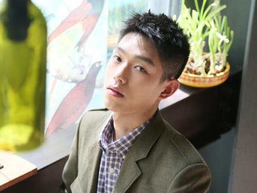 鳴龍少年李燃最后和誰在一起了