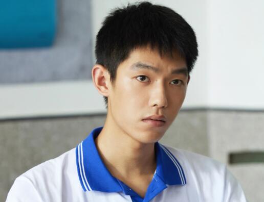 鳴龍少年李燃最后和誰在一起了