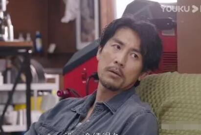 新聞女王修車男身份是什么