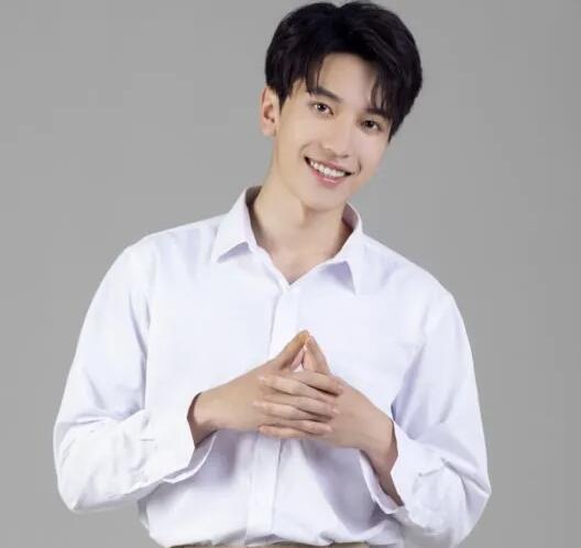 完顏洛絨個人簡介 完顏洛絨代表作是什么