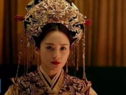 純?cè)屎笫乔绱ㄟ€是若曦