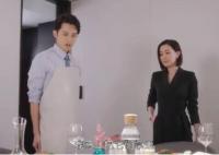 新聞女王和文慧心在一起的男的是誰(shuí)