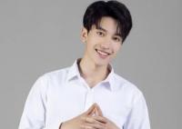 脫軌霍柏宇誰(shuí)演的