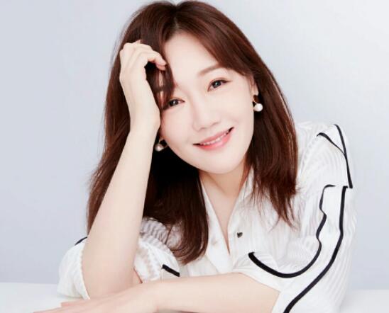 薛佳凝今年多大了 薛佳凝的個人資料