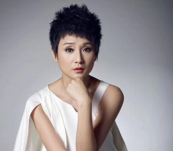 孔琳個(gè)人資料簡介照片及身高體重