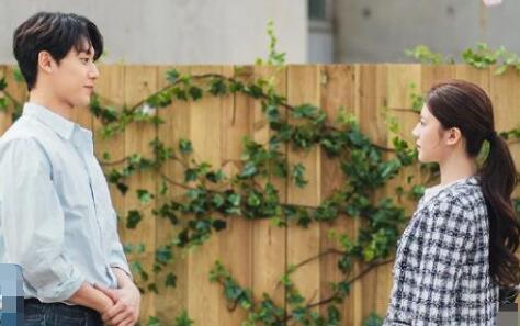 死期將至韓劇男主是李到晛嗎