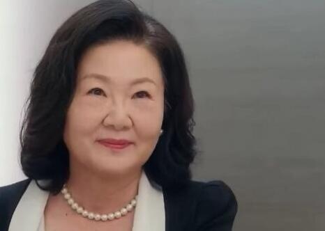 與惡魔有約周女士是女主的誰(shuí)