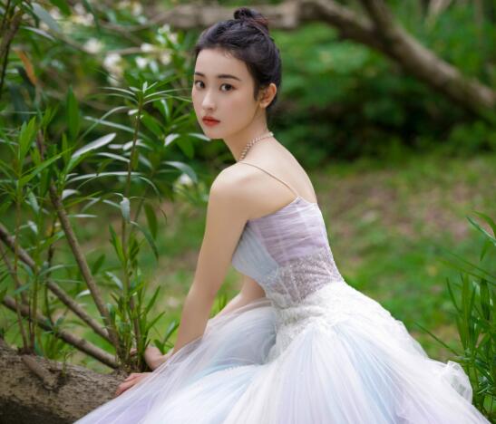 張祎曈和王寶強(qiáng)什么關(guān)系 張祎曈的個(gè)人資料