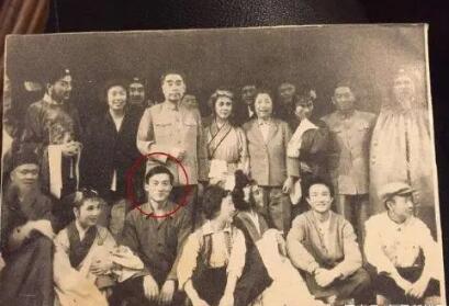 游本昌年輕時(shí)的照片 游本昌今年多少歲了