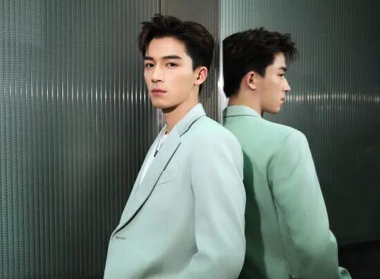 在暴雪時(shí)分男二是誰(shuí)演的