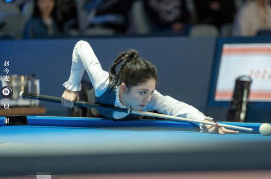 在暴雪時(shí)分男女主是初戀嗎