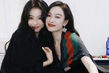 倪妮周雨彤回應(yīng)撞衫說(shuō)了什么