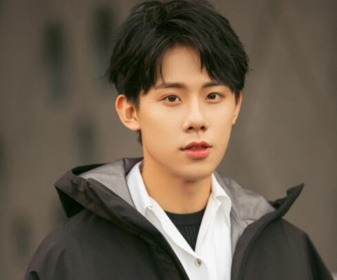 藏海傳男二是誰演的