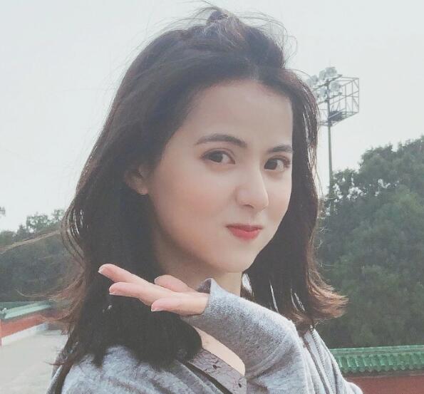 黃日瑩是哪里人 黃日瑩今年多大了