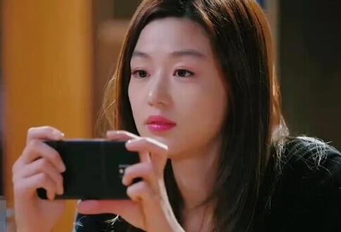 來自星星的你宜花和千頌伊什么關(guān)系