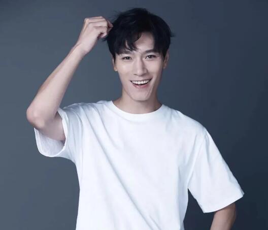 閔健個人資料簡介照片及身高年齡