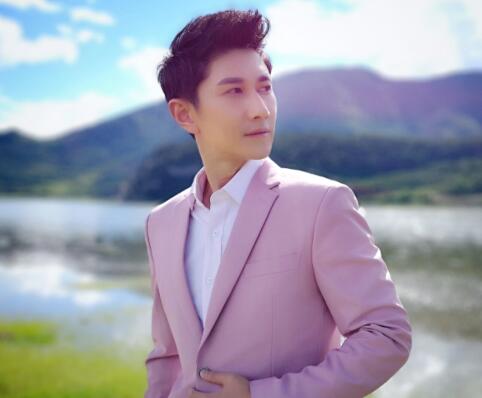 何明翰個(gè)人資料簡(jiǎn)介及身高年齡