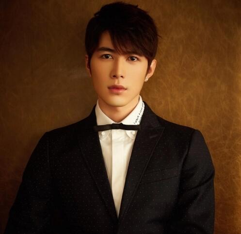 陳學(xué)冬個人簡介 陳學(xué)冬代表作品是什么