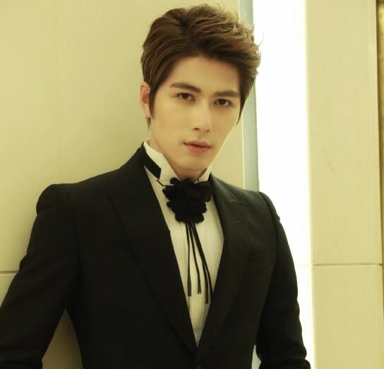 陳學(xué)冬個(gè)人簡介 陳學(xué)冬代表作品是什么