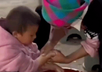 網(wǎng)紅小英被曝曾送養(yǎng)倆女孩 官方調(diào)查 為什么引熱議？