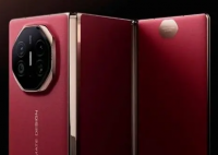 搶到華為三折疊的粉絲激動(dòng)親吻愛機(jī) 為什么這么激動(dòng)？