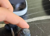 三星耳機(jī)爆炸導(dǎo)致用戶(hù)聽(tīng)力永久受損 再也聽(tīng)不到聲音了