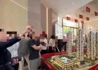 國慶廣東擠滿了買房的人 這也太瘋狂了