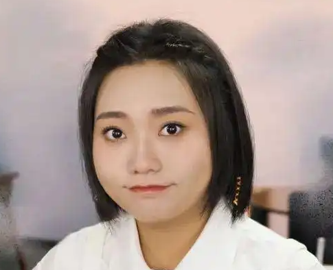 男子實名舉報李雪琴公司財務問題 事件始末2025最新消息