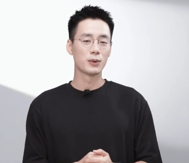 東方甄選主播頓頓離職 究竟是怎么回事？