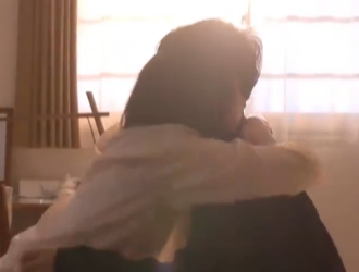 現(xiàn)在許多年輕人選擇“無證婚姻” 這也太反常了