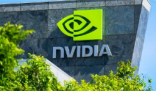 英偉達(dá)成首家市值超4萬(wàn)億美元公司 簡(jiǎn)直太瘋狂了
